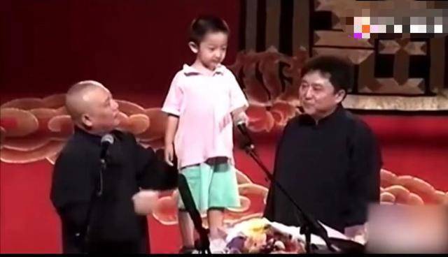 于云霆最新演出视频精彩纷呈，不容错过的重磅推荐！
