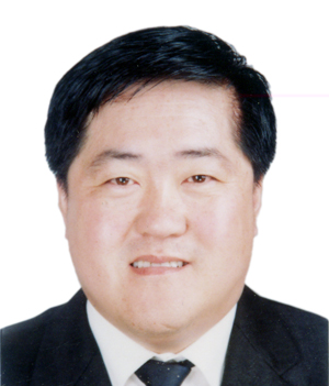 临朐县委书记引领科技革新，打造未来生活新篇章